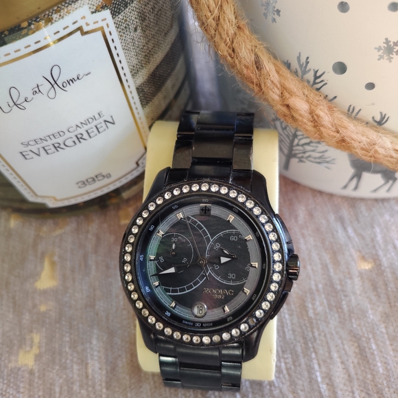 [SOLD ELSEWHERE] Black Women's Zodiac Watch Swiss Made - Picture 8 of 14